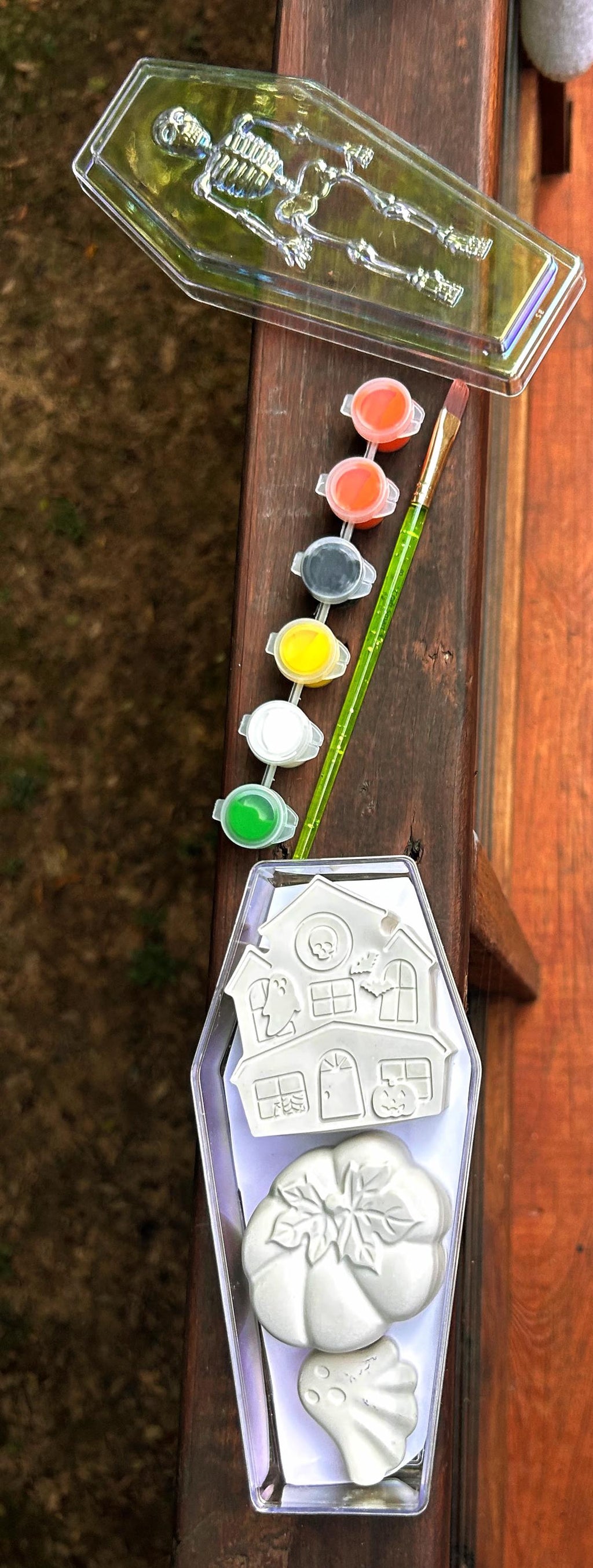 Halloween Cast & Paint Kit